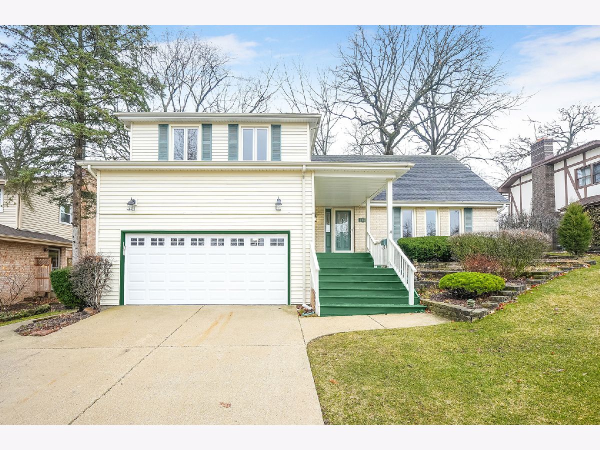 Homes Sold Oak Creek Downers Grove Illinois, 1071 Candlewood