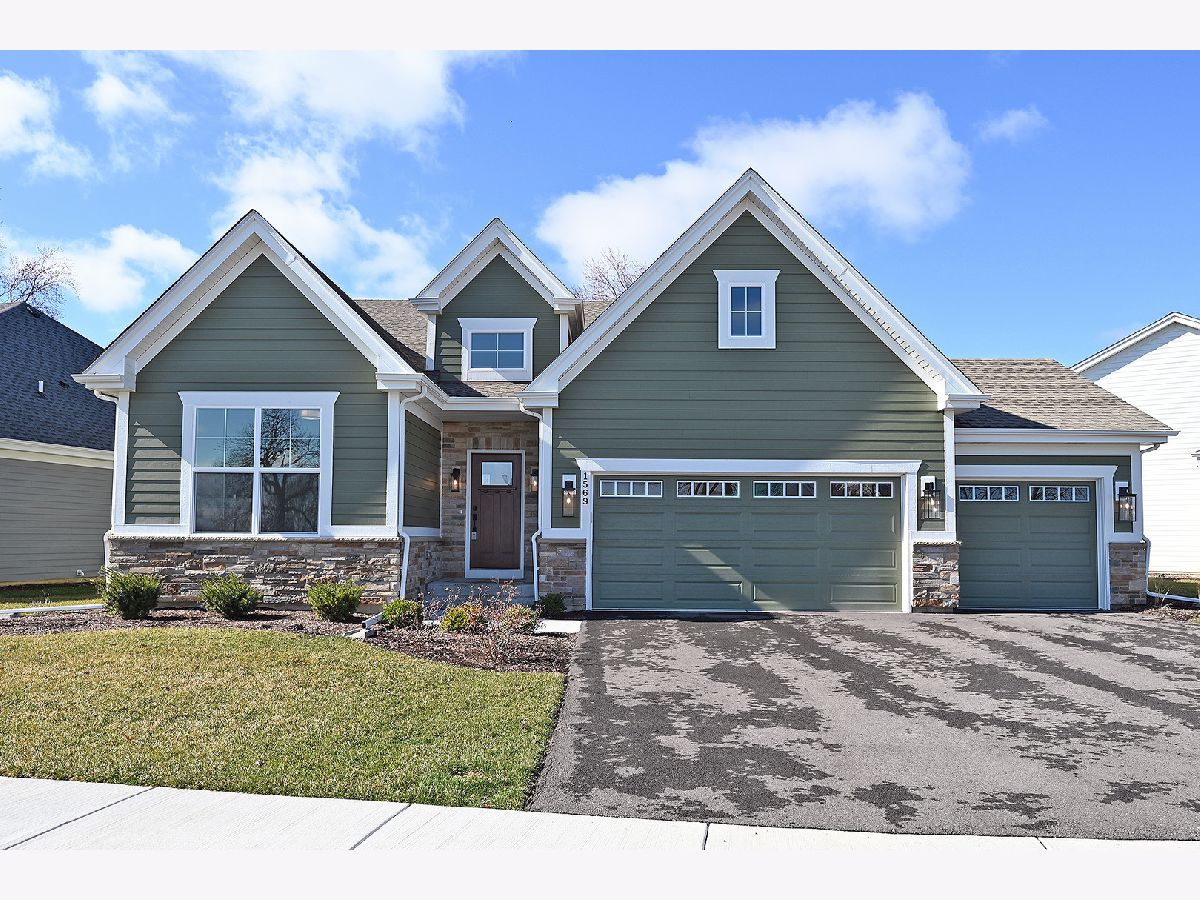 Homes Sold Munhall Glen St Charles Illinois, 1569 Dempsey