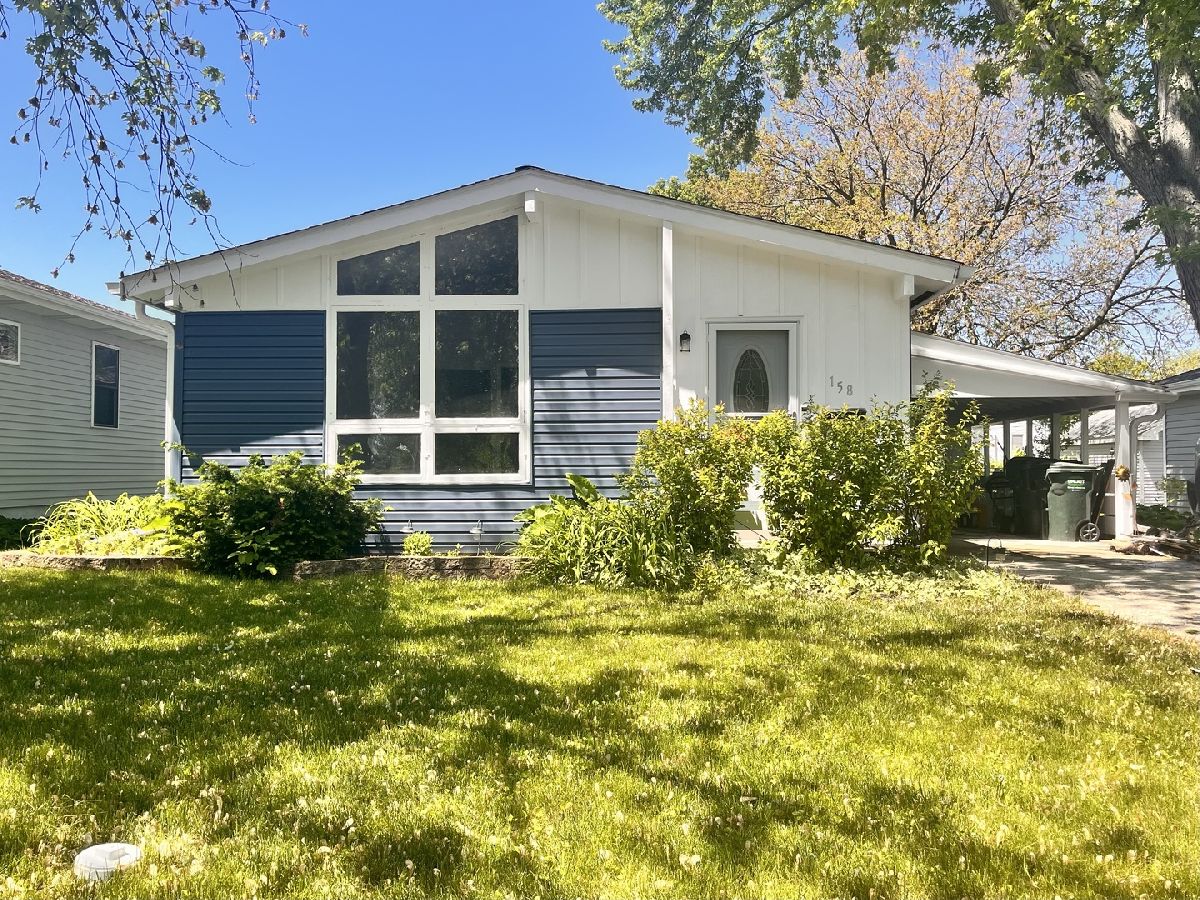 Homes Rented Mundelein Manor Mundelein Illinois, 158 Fairlawn