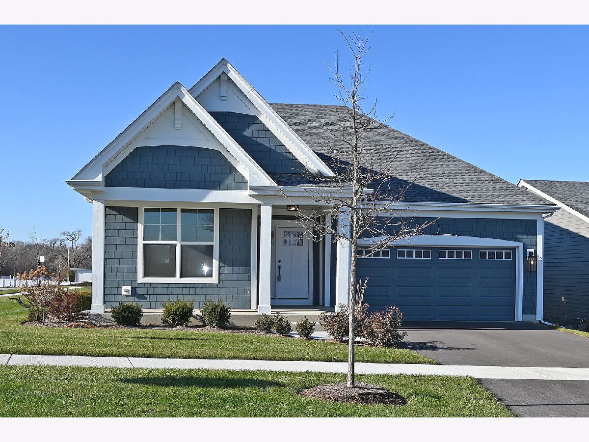 Homes Sold Munhall Glen St Charles Illinois, 513 Robyn