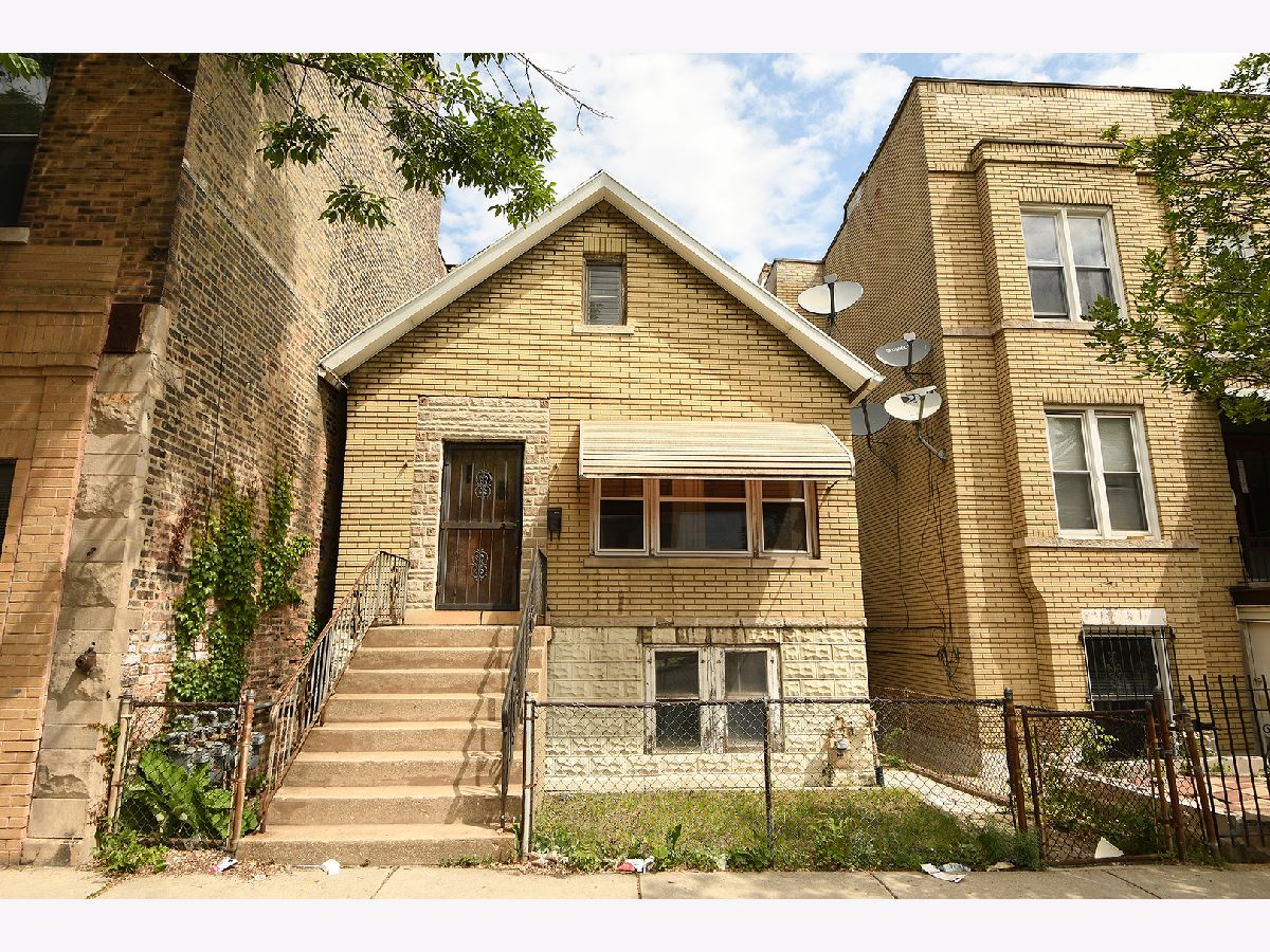 Townhomes & Condos & Homes Sold Mckinley Gardens Chicago Illinois, 1654 35th