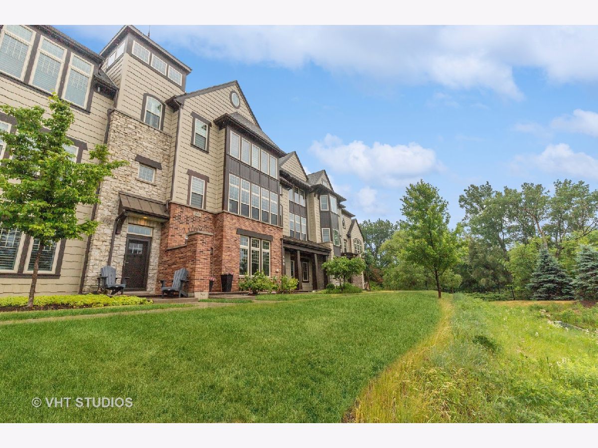 Townhomes Sold Parkside Of Libertyville Libertyville Illinois, 692 Parkside
