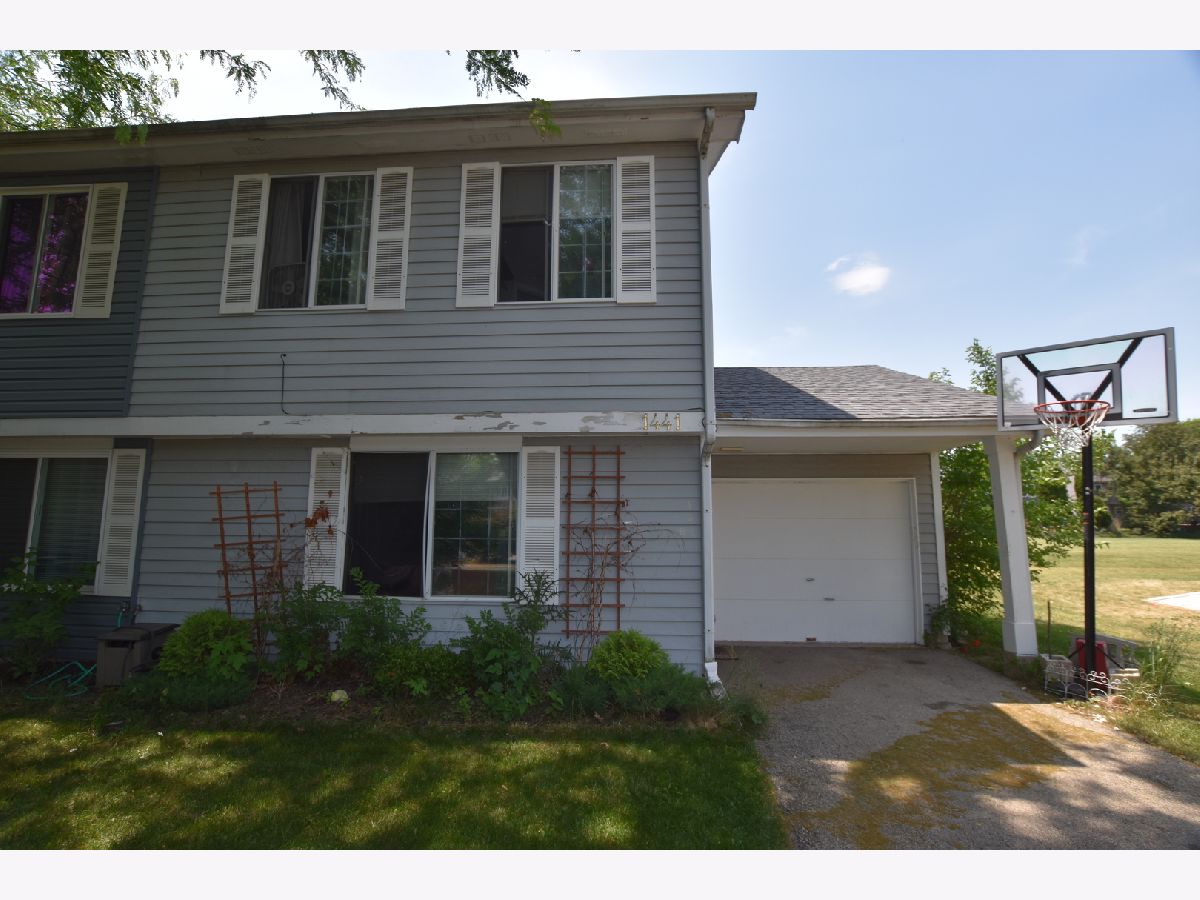 Townhomes Rented Eagle Trace Aurora Illinois, 1441 Andover