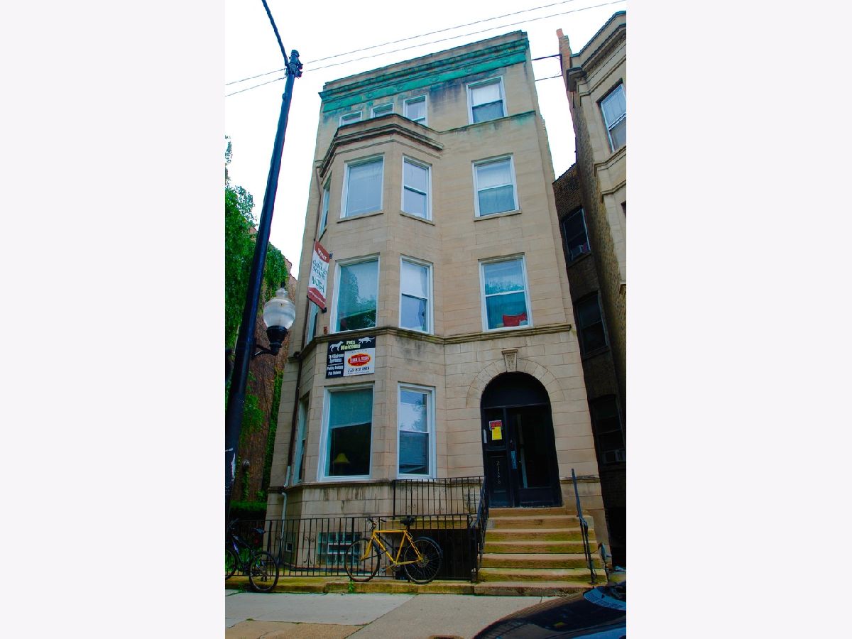 Condominiums & Homes Rented Depaul Chicago Illinois, 2126 Sheffield
