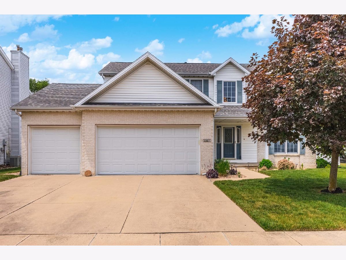 Homes Sold White Eagle South Bloomington Illinois, 1501 Bay View