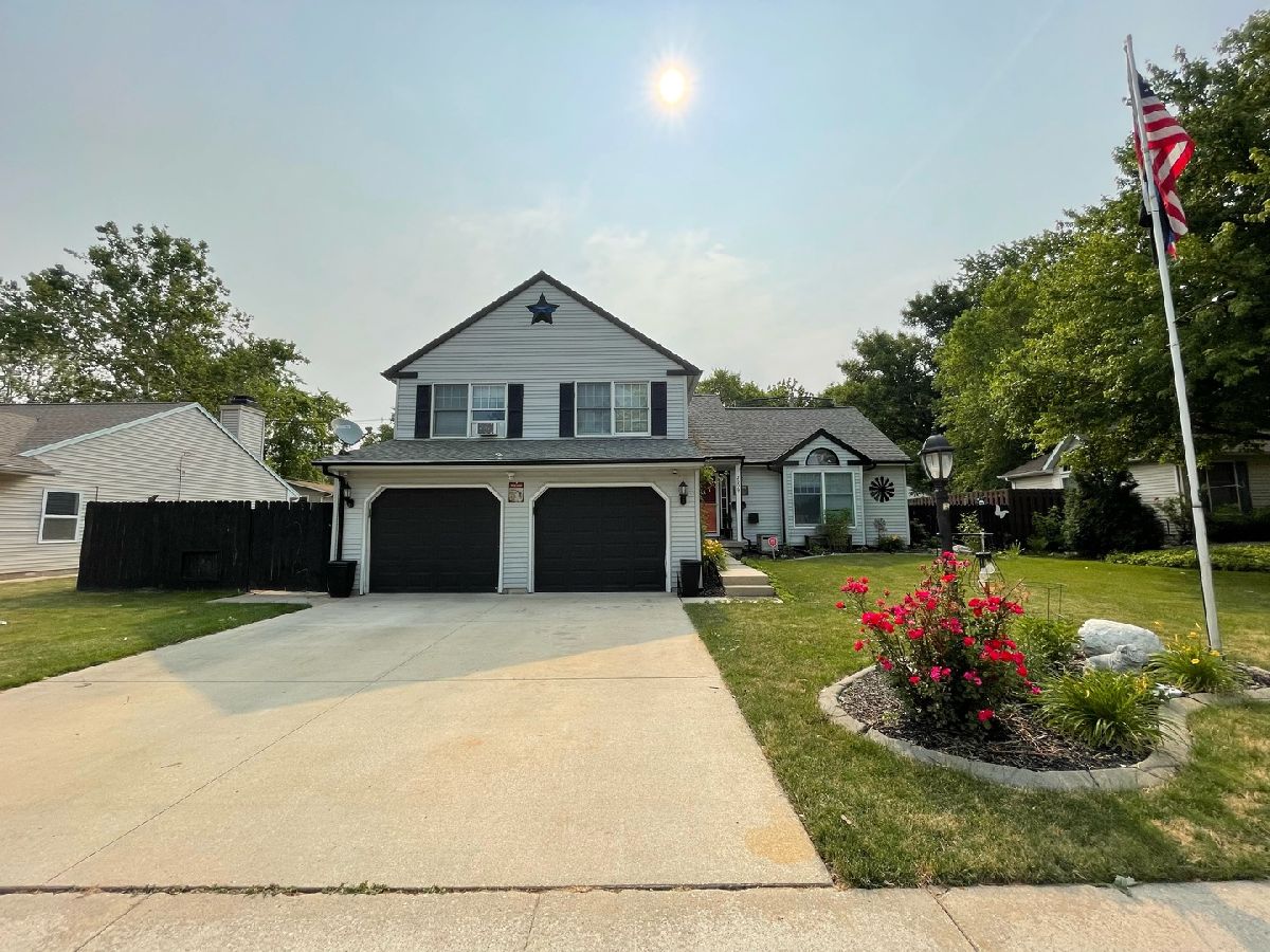 Homes & Condos & Townhomes Sold Robeson Meadows Champaign Illinois, 2006 Scottsdale