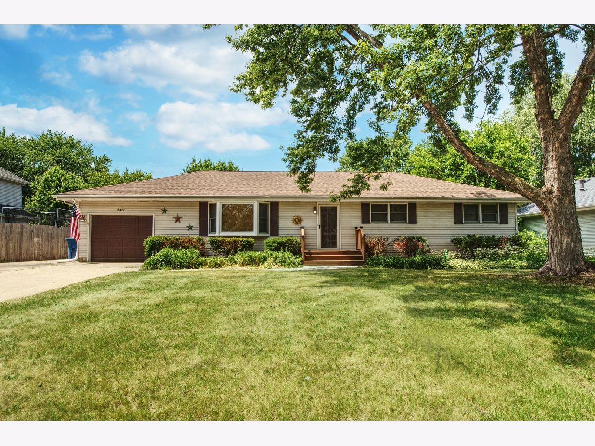 Homes Sold Crystal Lawns Addition Joliet Illinois, 2423 Vesta