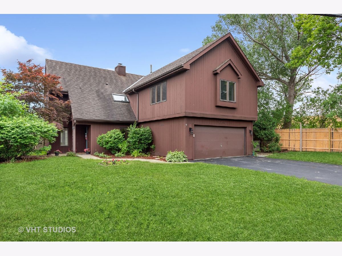 Homes & Townhomes & Condos Sold Knollwood Lake Bluff Illinois, 1030 Atkinson