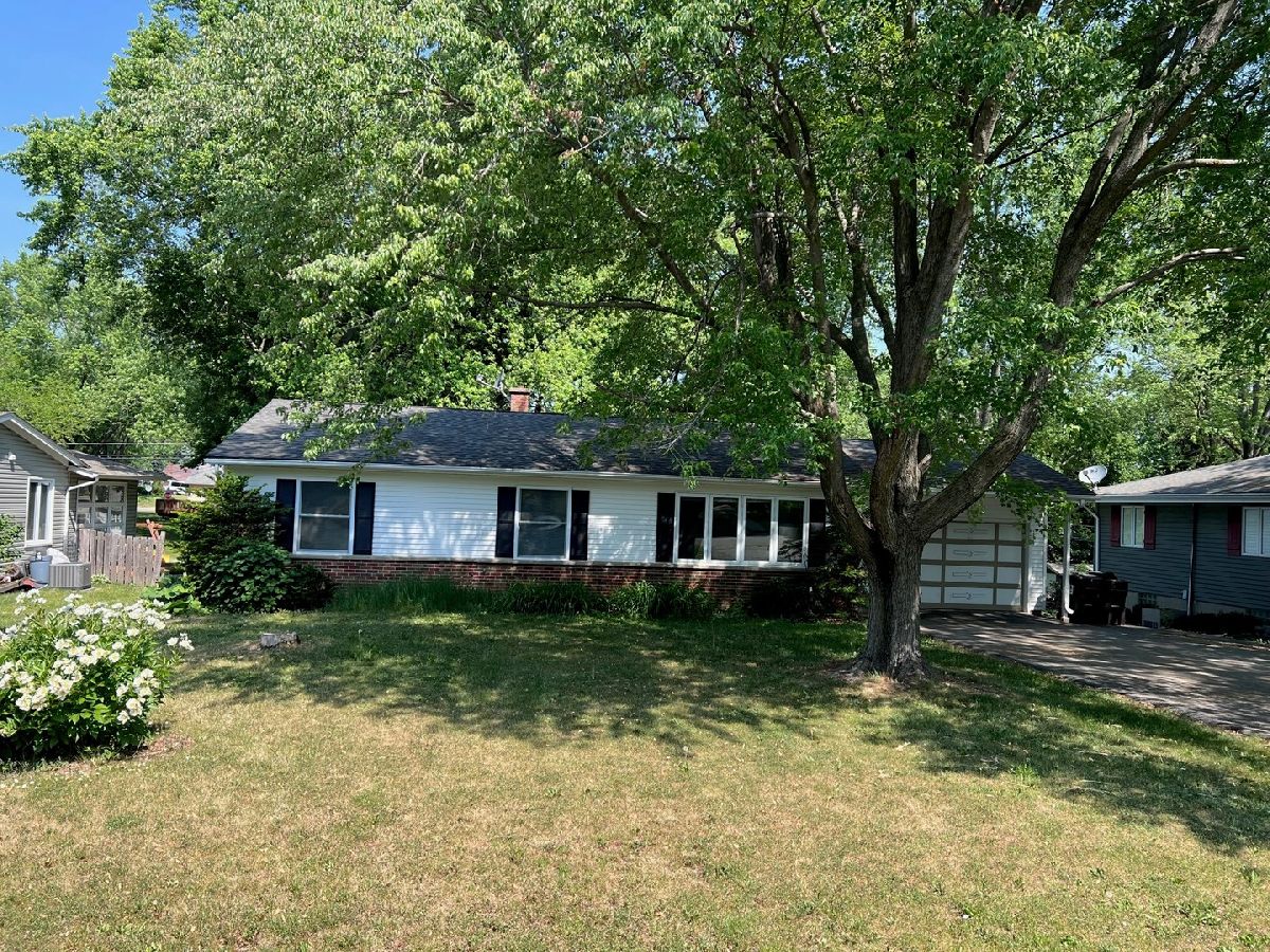 Homes Sold Cooney Heights Mchenry Illinois, 4208 Crestwood