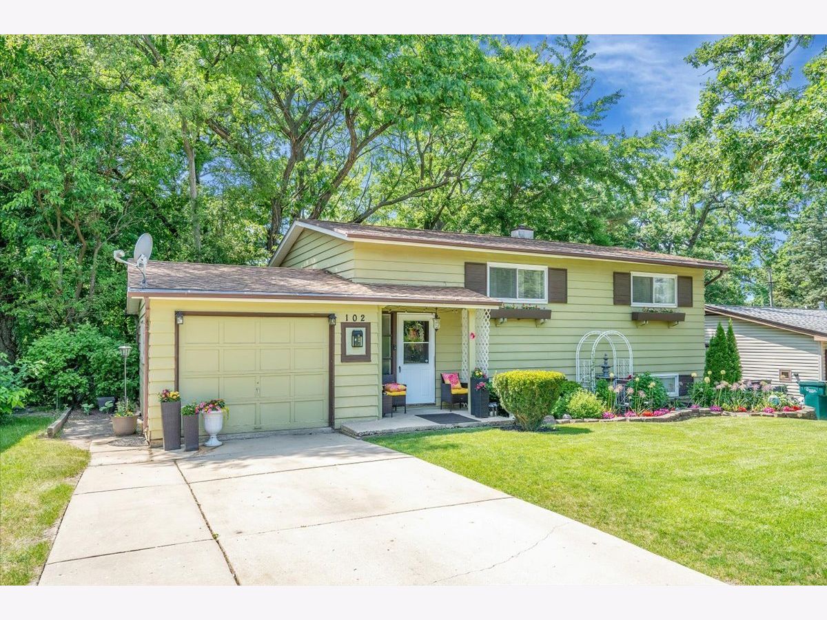 Homes Sold Fair Oaks Streamwood Illinois, 102 Timber