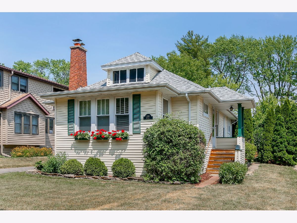 Homes Sold Ardmore Highlands Villa Park Illinois, 209 Summit
