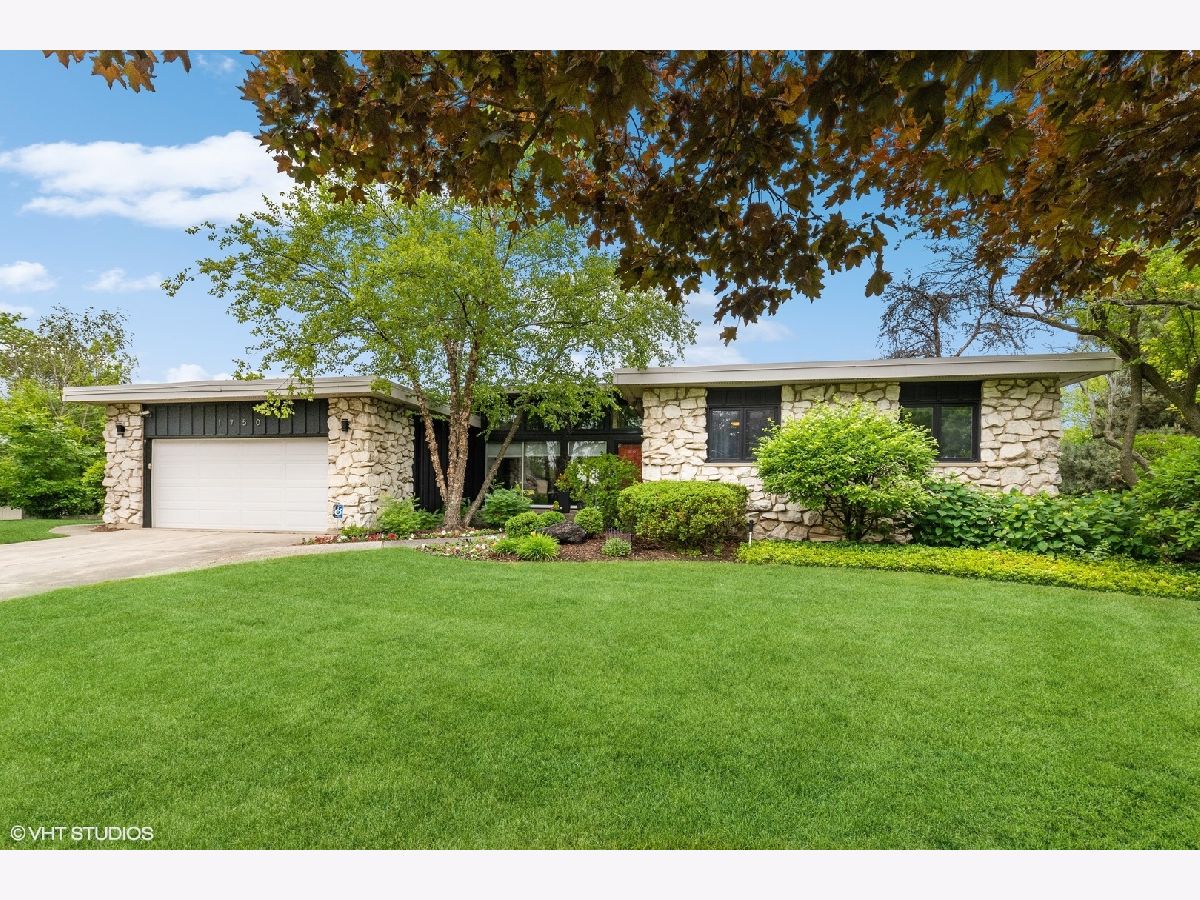 Homes Sold Lake Eleanor Estates Deerfield Illinois, 1750 Lake Eleanor