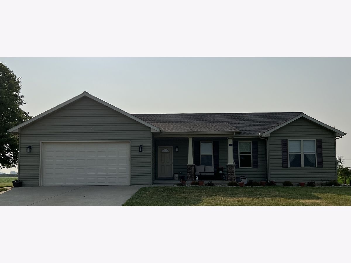  Sold Melvin Illinois, 1015 1000e