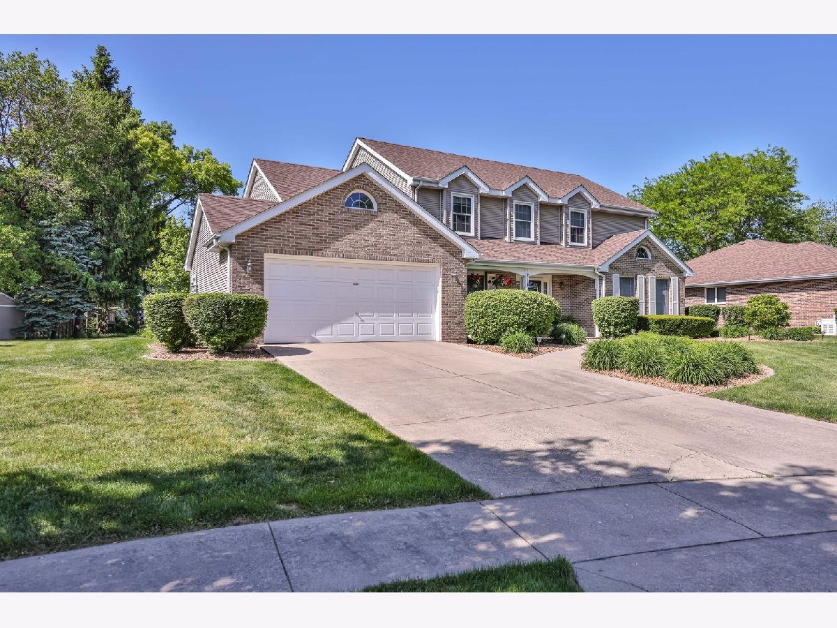 Homes & Condominiums Sold Lake Lawn Joliet Illinois, 1213 Buell