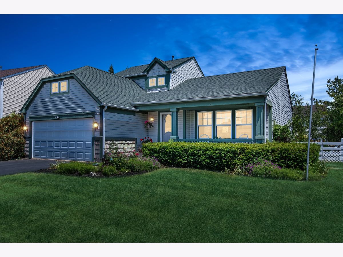 Homes & Townhomes & Condos Sold Willow Bay Elgin Illinois, 1039 Willow Bay
