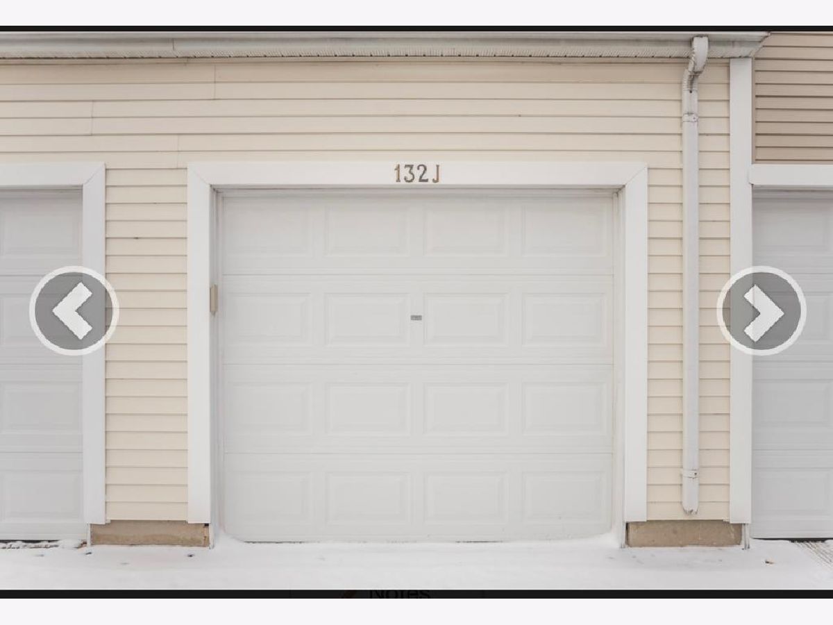 Bristol Bay Yorkville IL, Condos & Townhomes & Homes For Sale & For