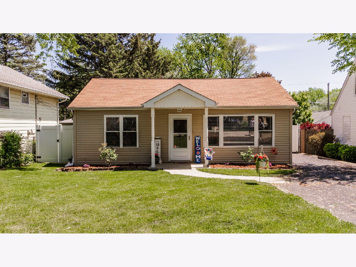 Homes Rented Liberty Park Westmont Illinois, 3903 Liberty