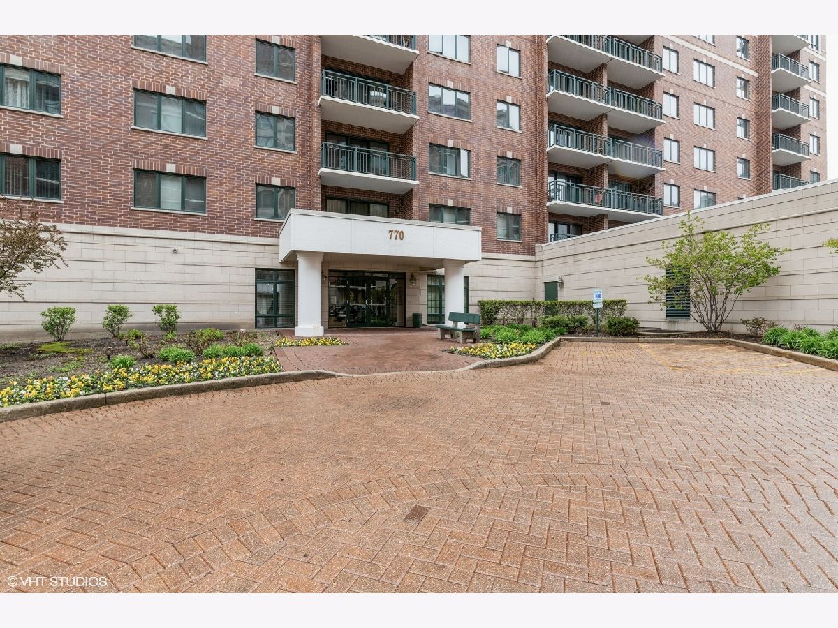 Condominiums Sold Library Courte Des Plaines Illinois, 770 Pearson