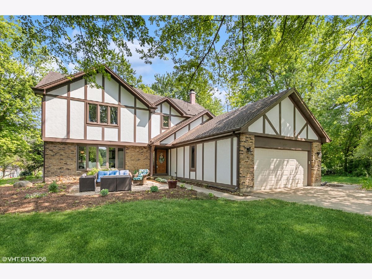 Homes Sold The Springs Crystal Lake Illinois, 6105 Hidden Oak