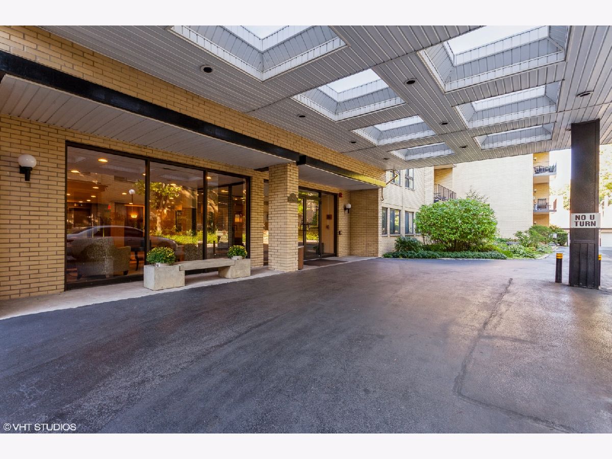 Condominiums Sold Kenilworth Terrace Oak Park Illinois, 221 Kenilworth