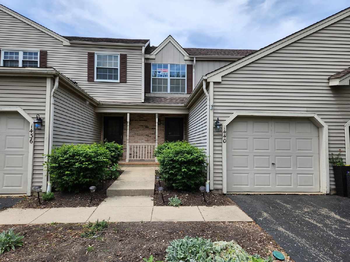 Condos & Townhomes Sold Orchard Bay Villas Aurora Illinois, 1440 Foxcroft