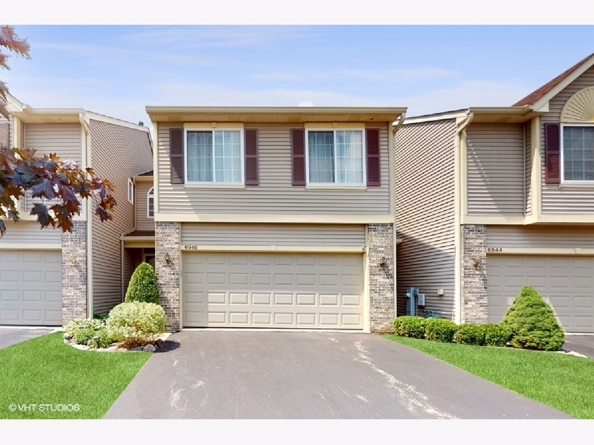 Townhomes & Condos Sold Brightwater Fox Lake Illinois, 6946 Brightwater