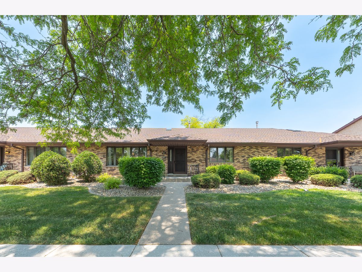 Condos & Townhomes & Homes Sold Clearview Tinley Park Illinois, 8312 Ashley