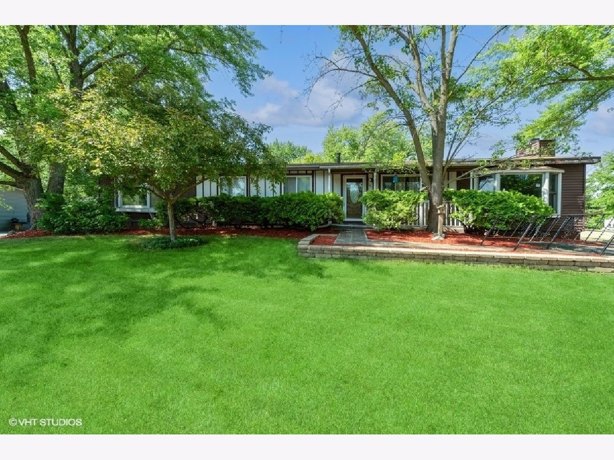 Homes Sold Pistakee Hills Mchenry Illinois, 704 Ringwood
