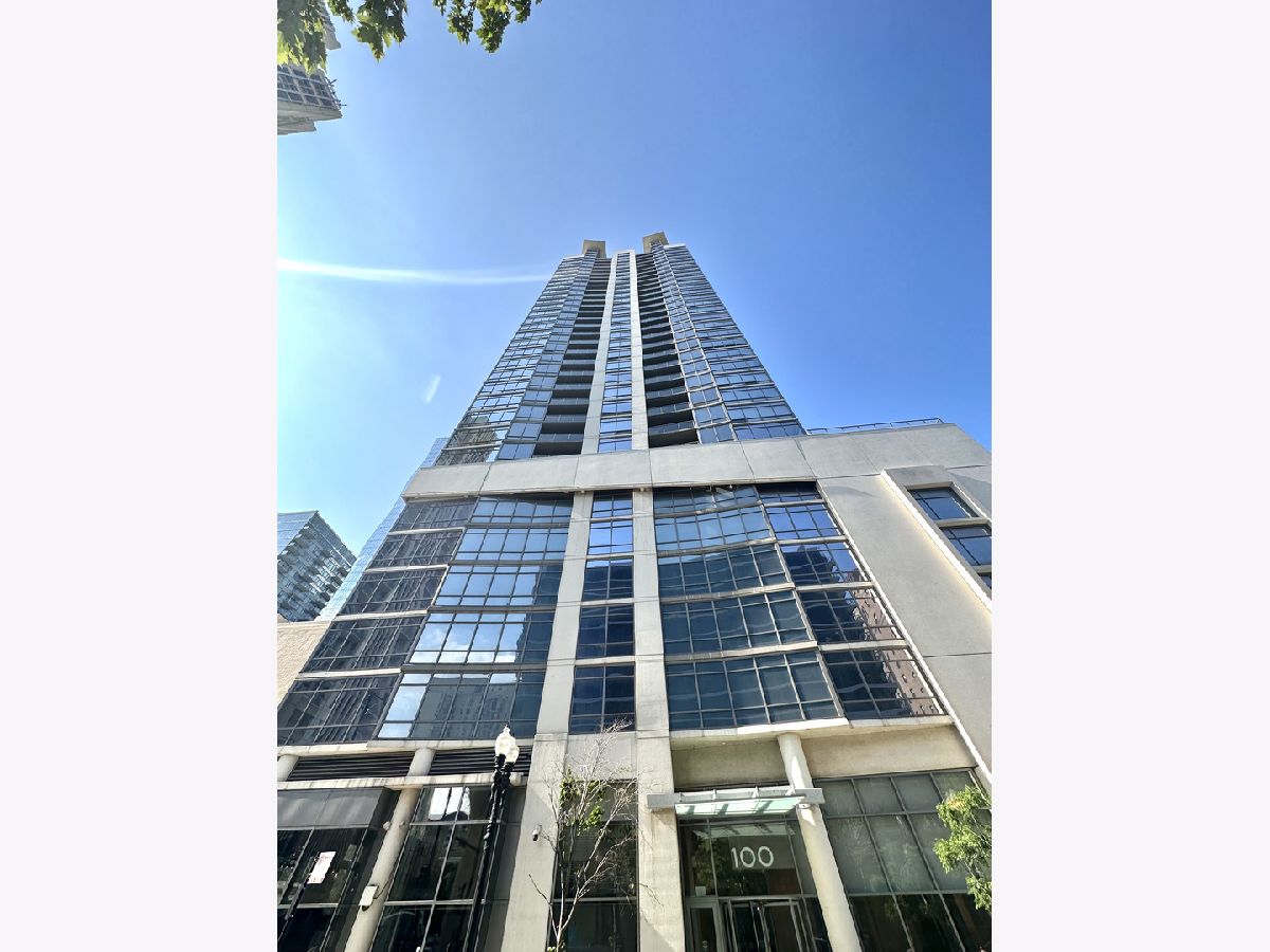 Condominiums Rented 1400 Museum Park Chicago Illinois, 100 14th