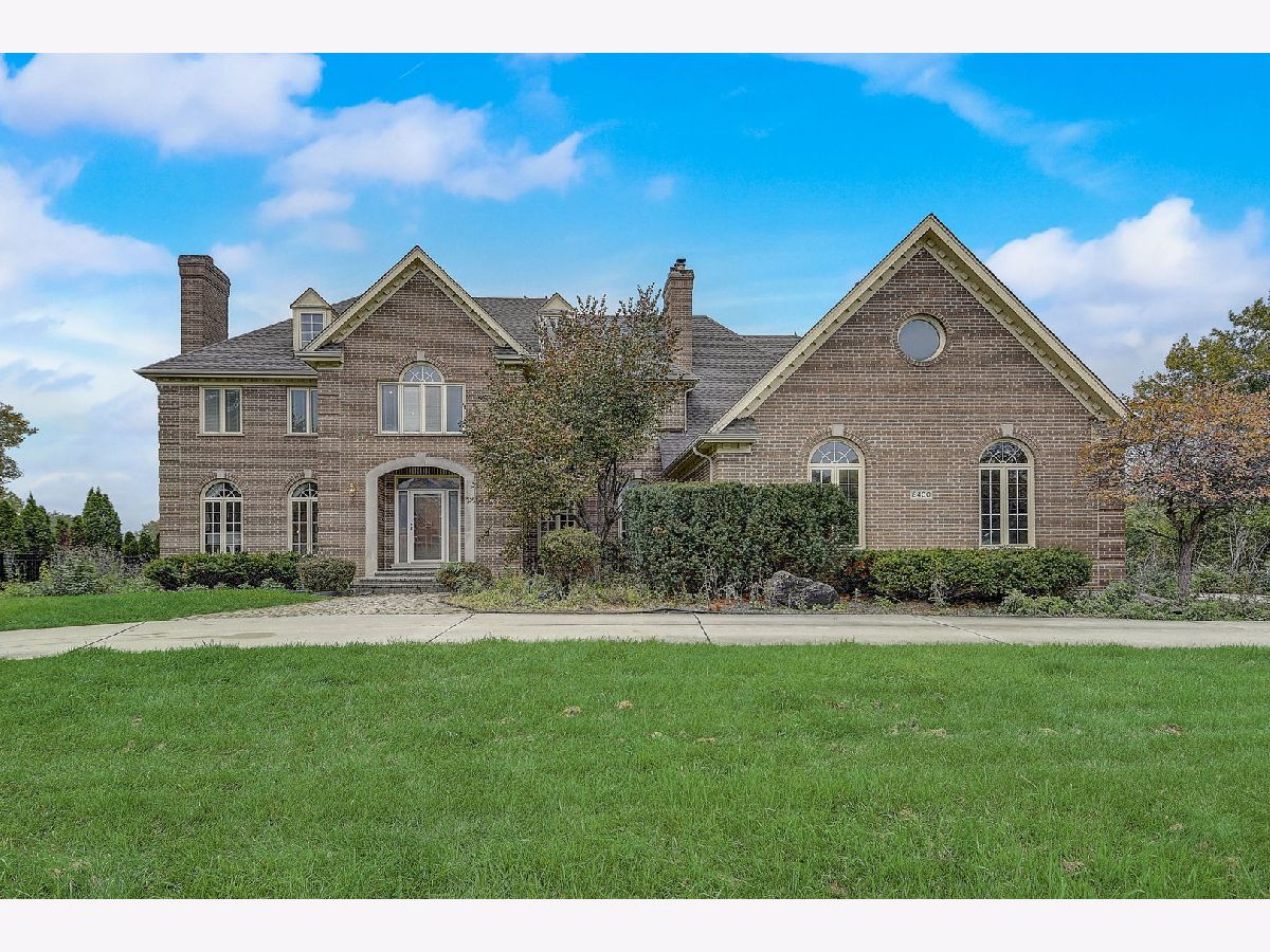 Homes & Townhomes Sold Carriage Way West Darien Illinois, 8400 Evergreen