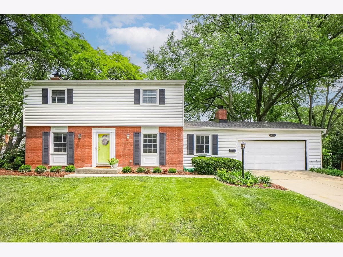 Homes Sold Saybrook Naperville Illinois, 1128 Brainard