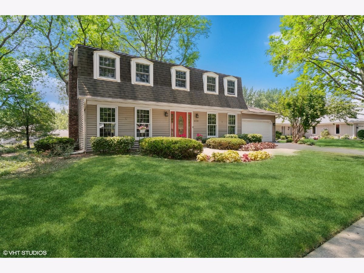 Homes & Condos & Townhomes Sold Brush Hill Naperville Illinois, 1320 Chestnut Ridge