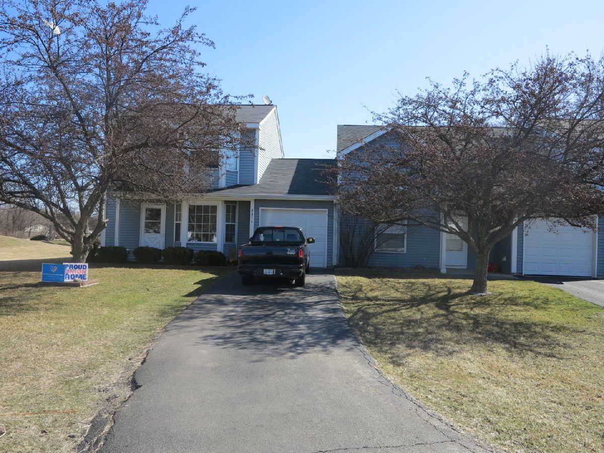 Townhomes & Homes Rented Southport Village Island Lake Illinois, 3314 Greenwich