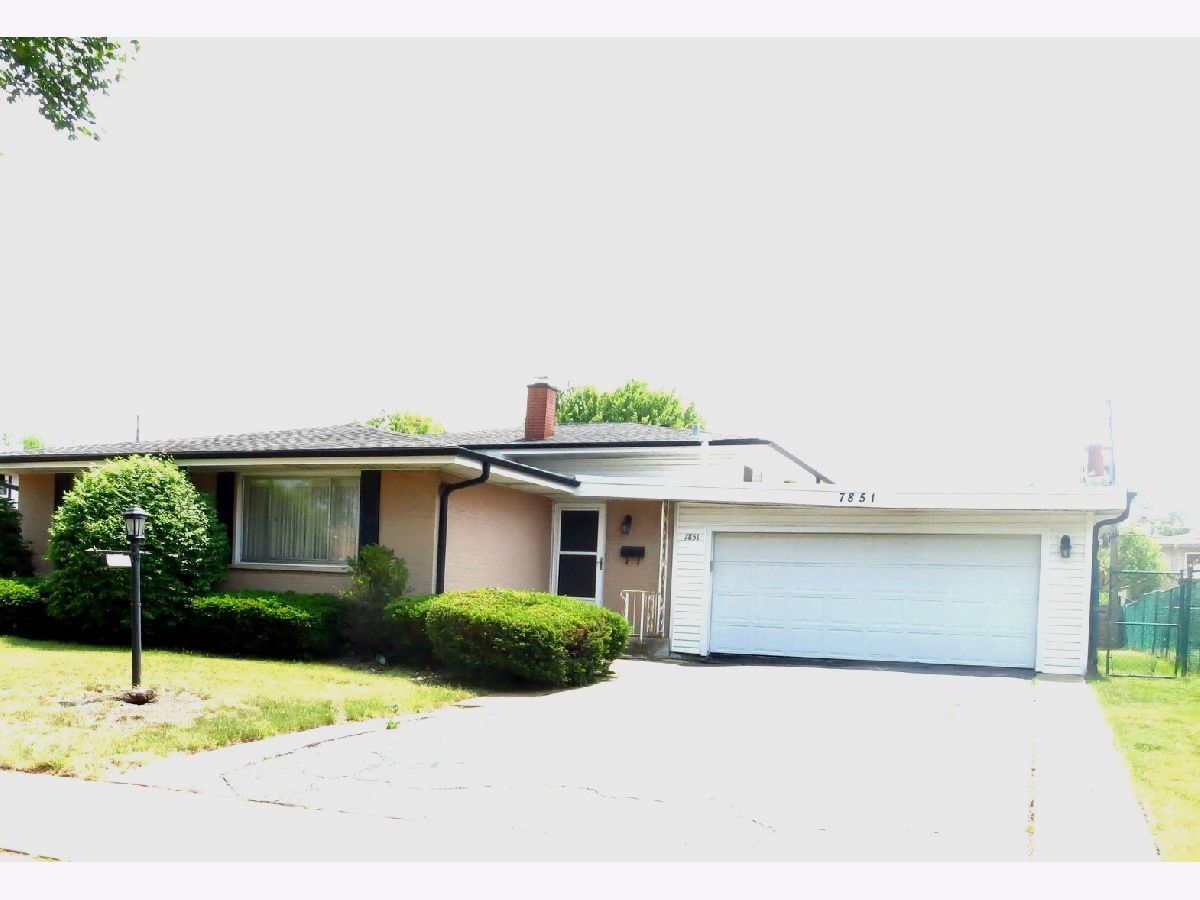 Homes Sold Mortonaire Morton Grove Illinois, 7851 Church
