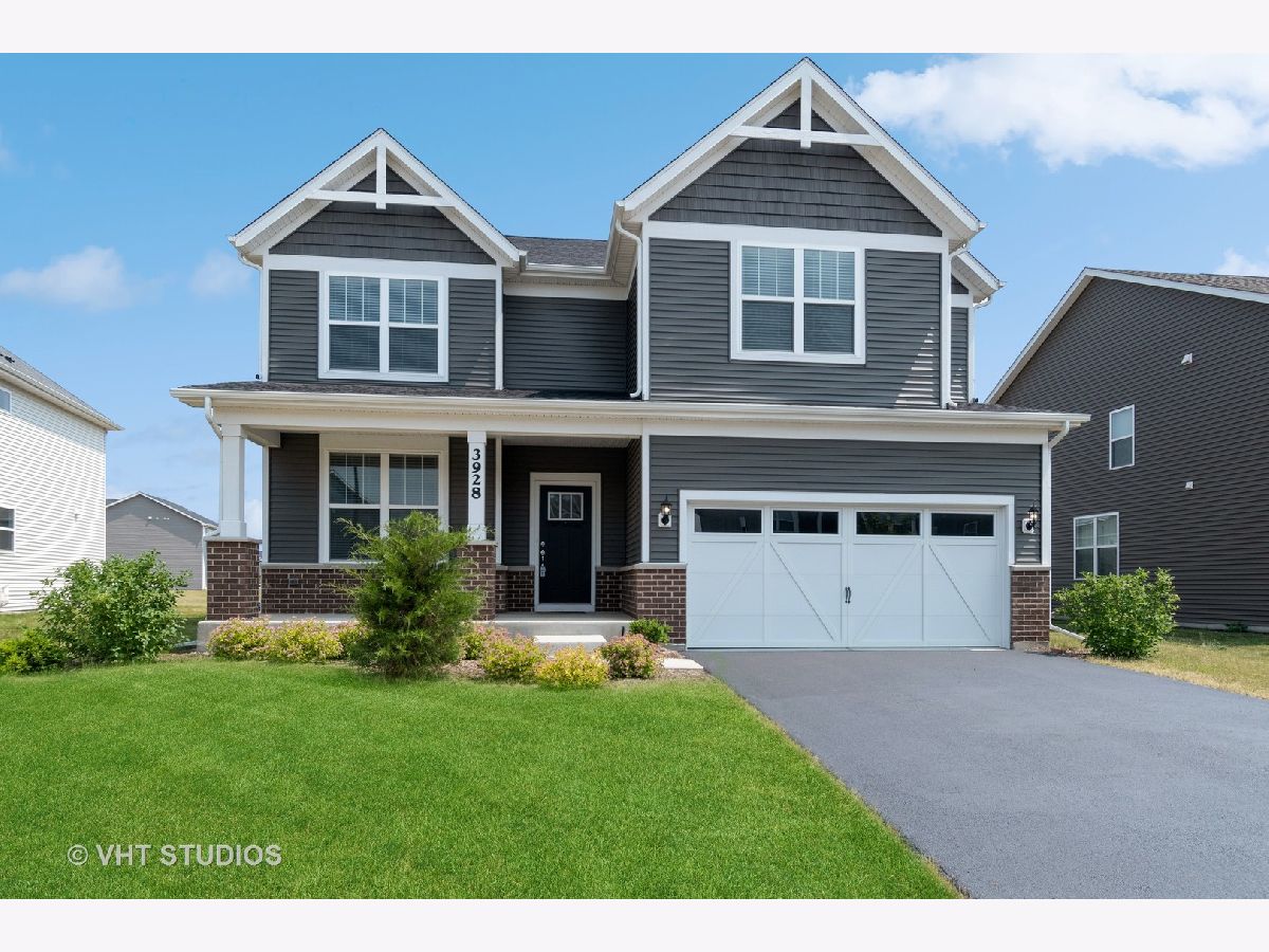 Homes Rented Wagner Farms Naperville Illinois, 3928 Gold Cup