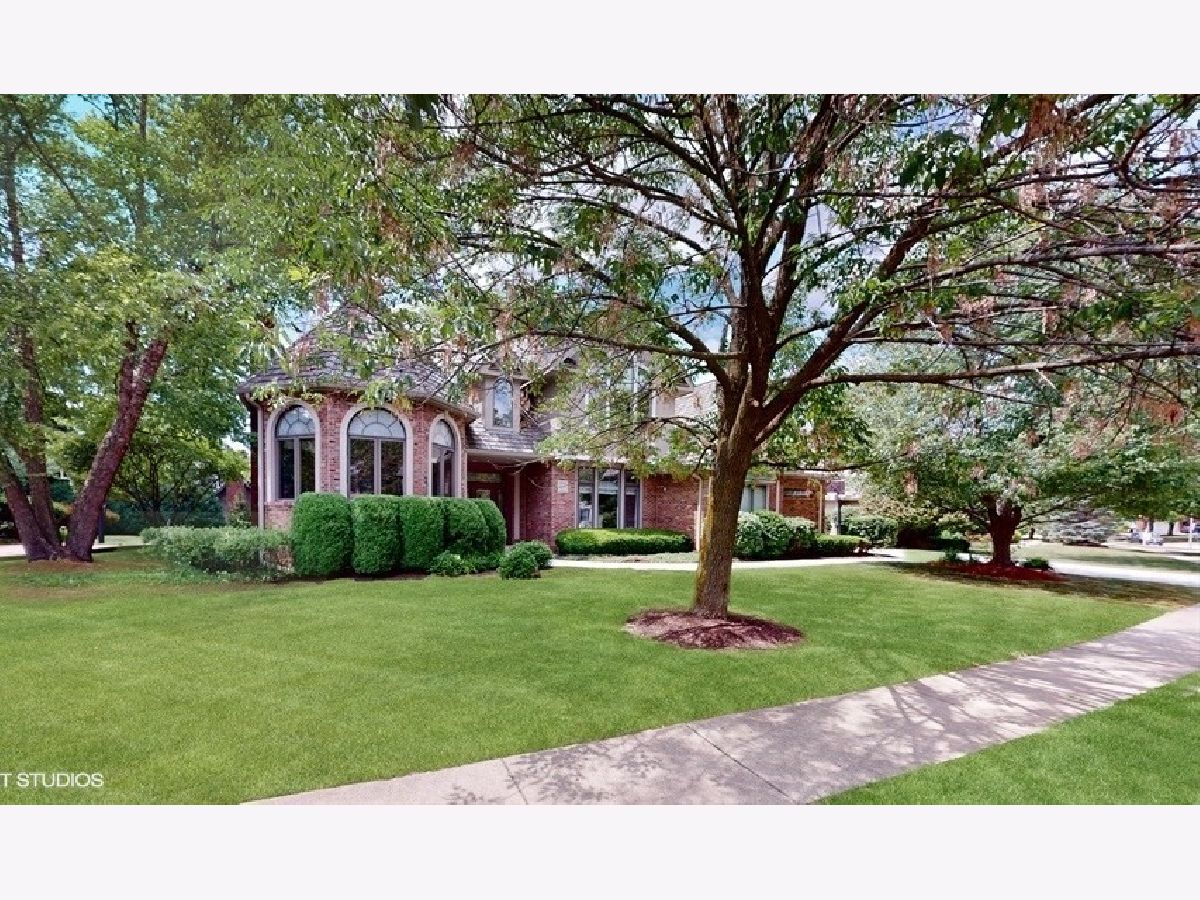 Homes Sold Wineberry Libertyville Illinois, 1611 Mulberry