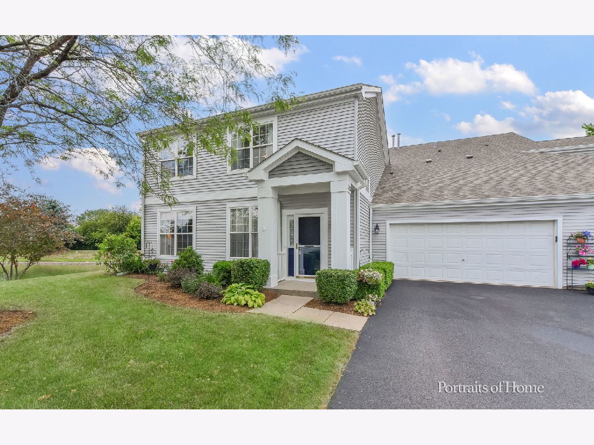 Townhomes & Condos Sold Winding Waters Oswego Illinois, 383 Cascade