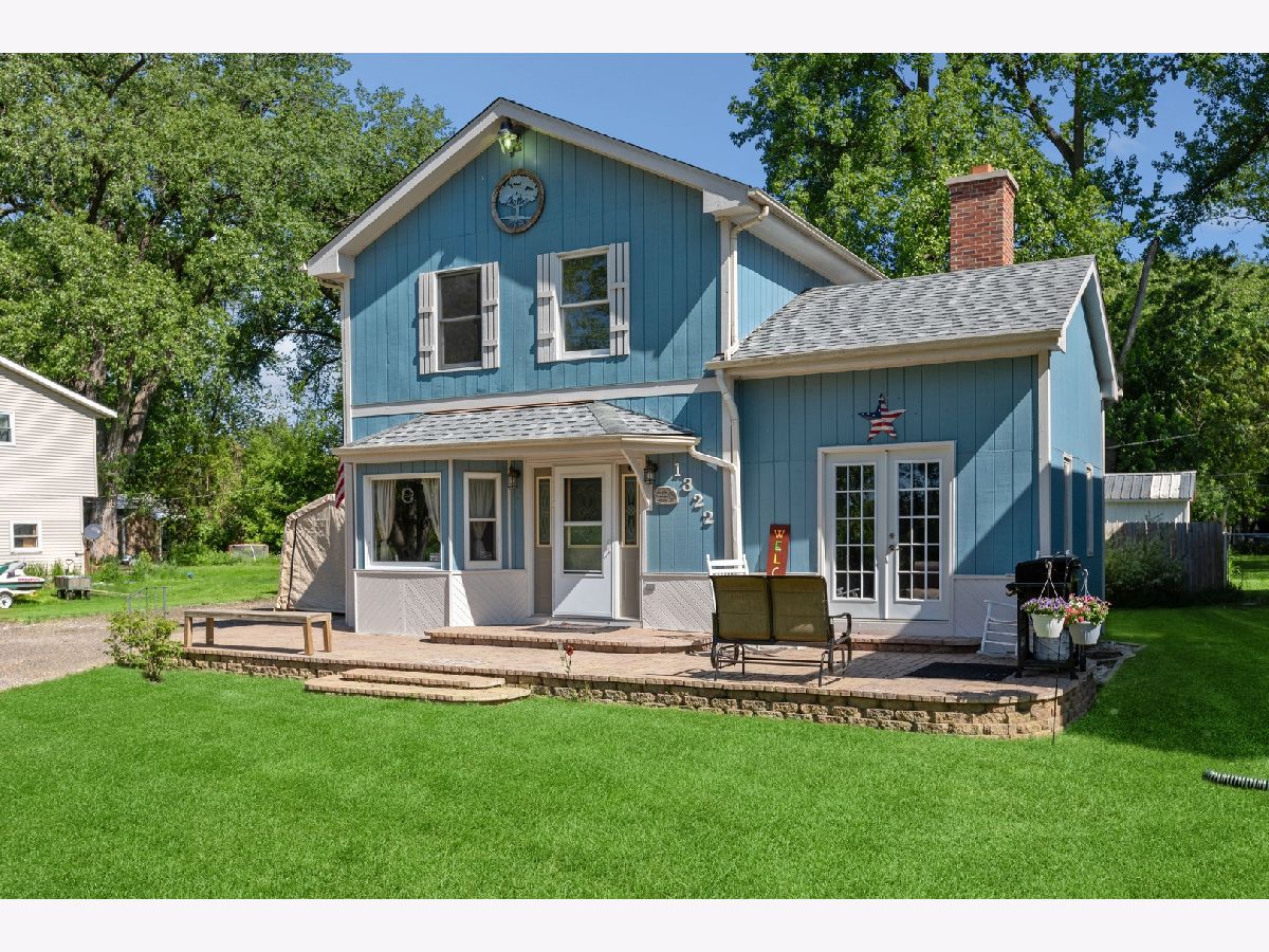 Homes Sold Bayview Beach Crystal Lake Illinois, 1322 Beach