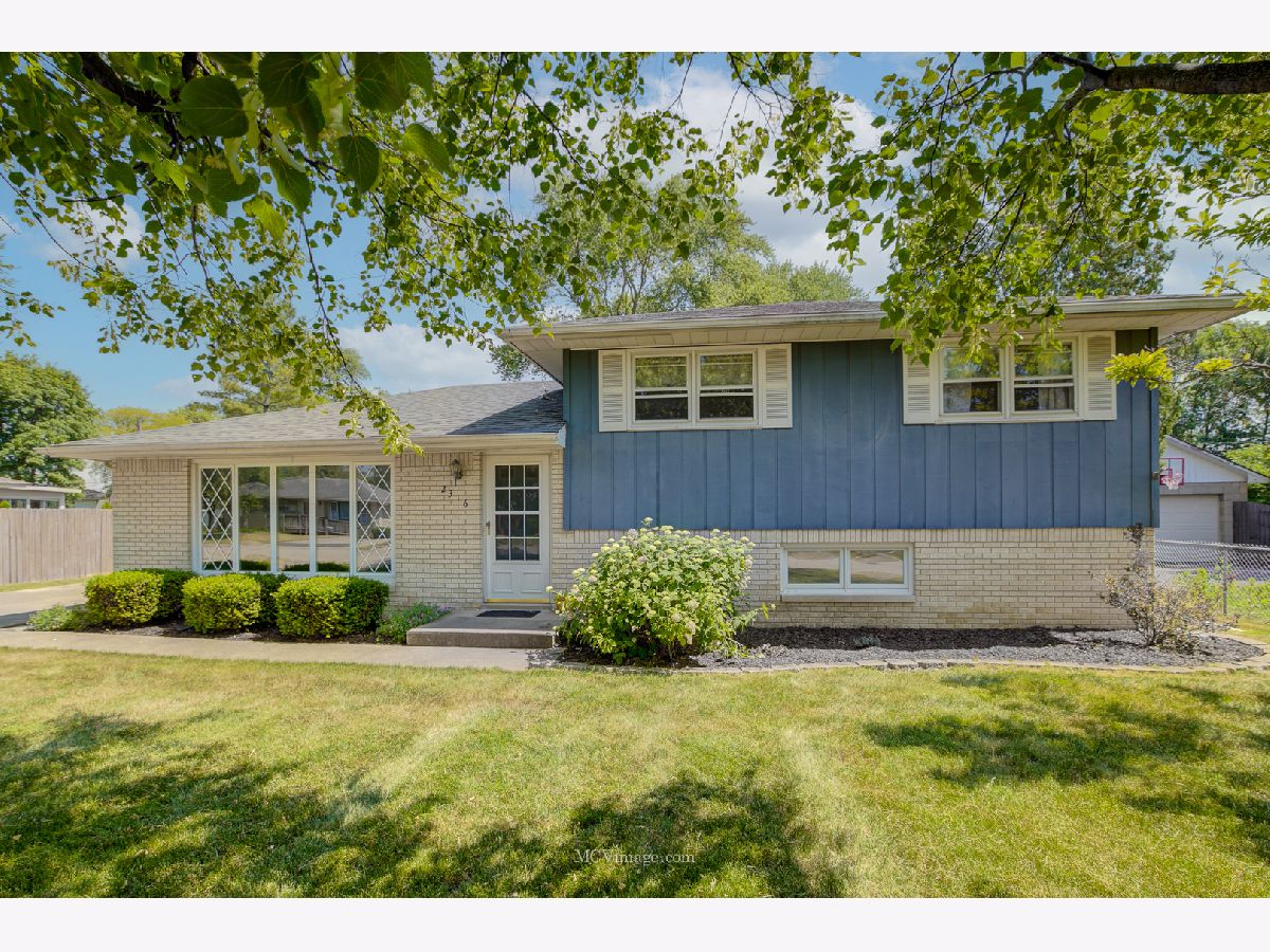 Homes Sold Richland Crest Hill Illinois, 2316 Green
