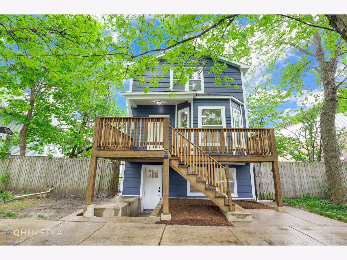 Condominiums & Homes Sold Albany Park Commons Chicago Illinois, 4525 Keystone