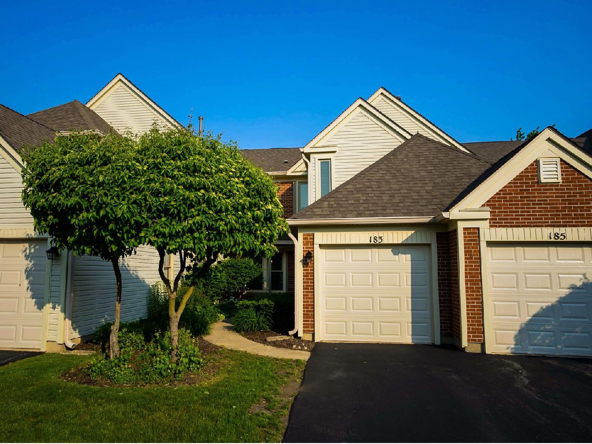 Townhomes & Condos Sold Hampton Farms Elk Grove Village Illinois, 183 Inverness