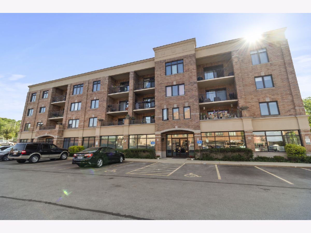 Condominiums Rented Parkview Pointe Lombard Illinois, 123 Saint Charles