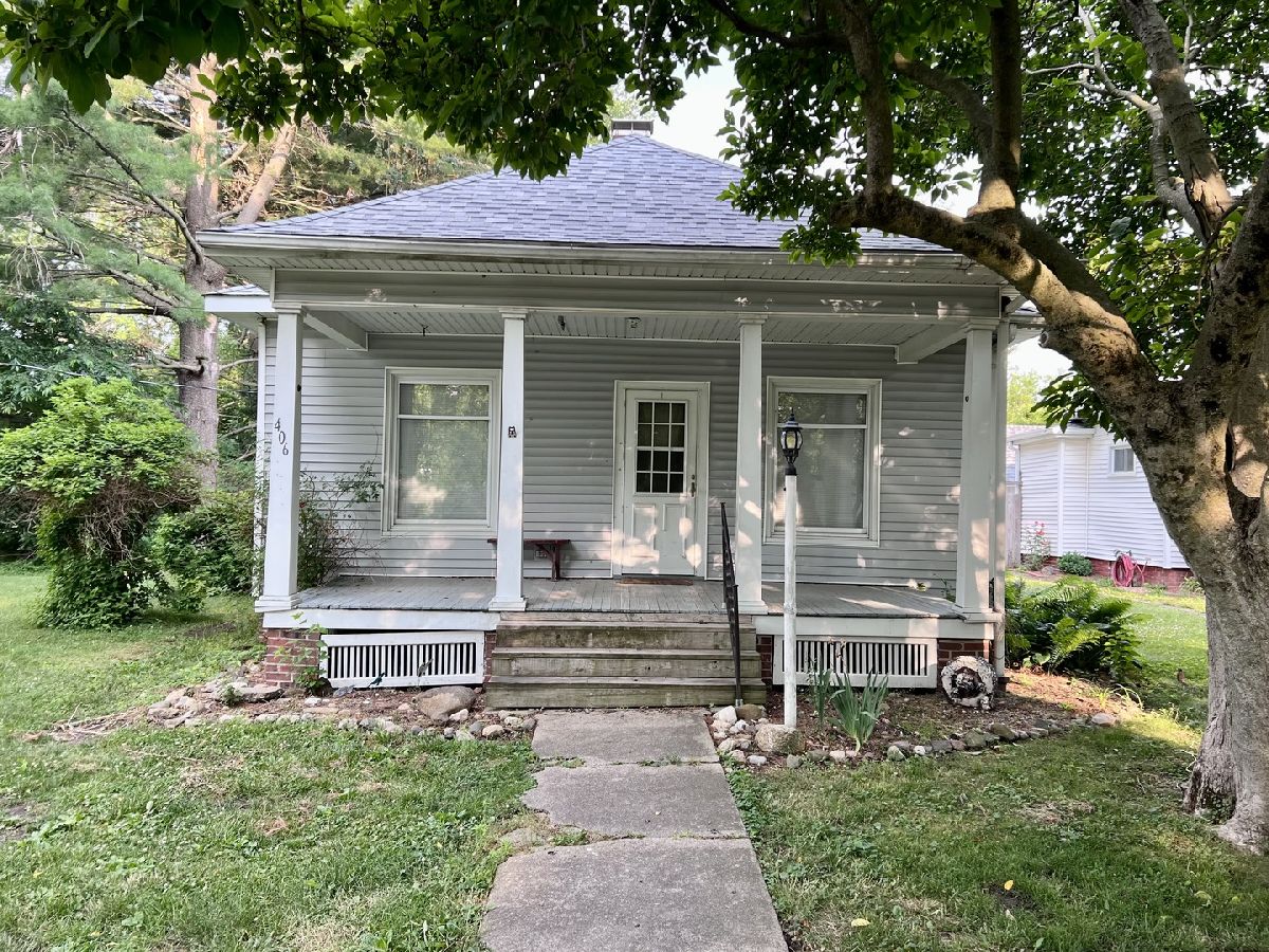  Sold Newman Illinois, 406 Hopkins