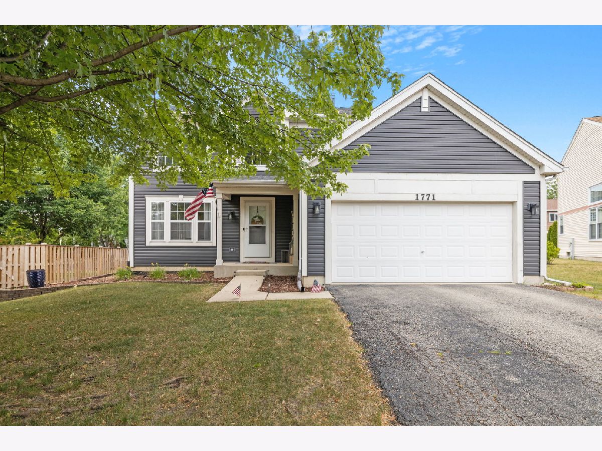 Homes Sold Wheatlands- Columbia Station Aurora Illinois, 1771 Aldridge