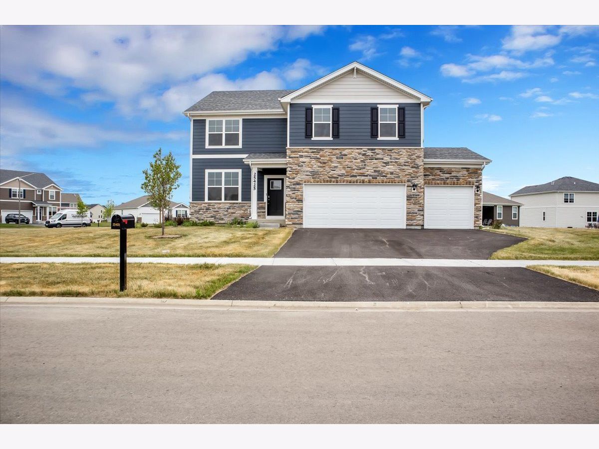 Homes Rented Springbank Plainfield Illinois, 25425 Ashton