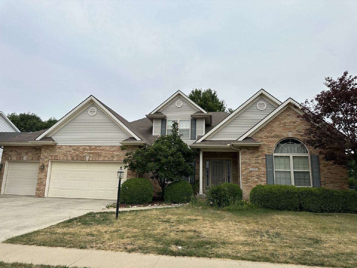 Homes & Condominiums Sold Ironwood West Champaign Illinois, 2108 Strand