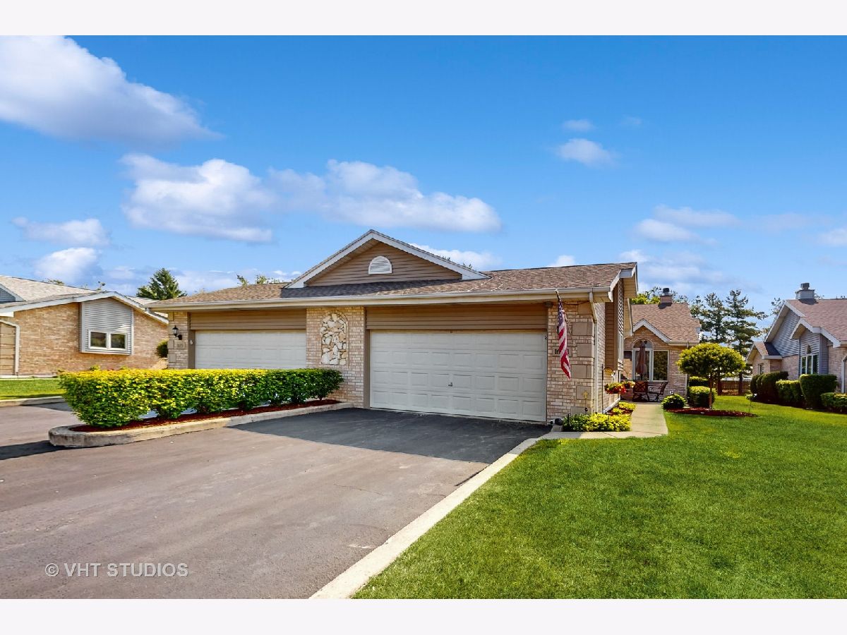 Townhomes Sold Park Place Tinley Park Illinois, 16133 Lake Villa