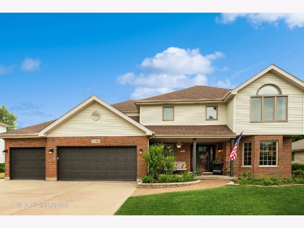 Homes Sold Vintage Harvest Plainfield Illinois, 24165 Cabernet