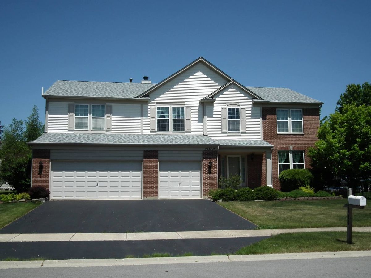 Homes & Condos & Townhomes Sold Century Trace Plainfield Illinois, 24632 Apollo