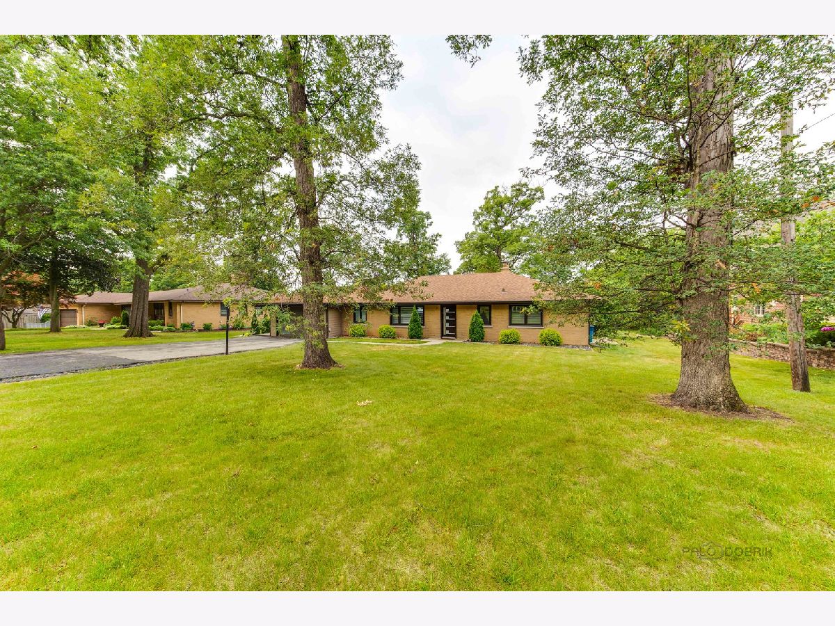 Homes Sold Oak Knolls Addison Illinois, 230 Forest